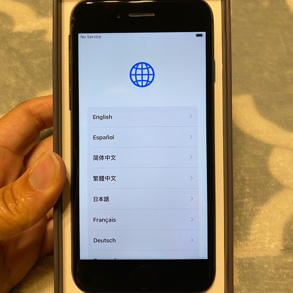 Iphone 8 (PRICE IS FIRM)